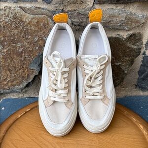 ONCEPT Leather London Sneakers size 6.5